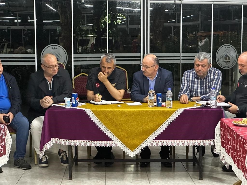 AFAD Başkanı Yunus Sezer, Akhisar’da incelemelerde bulundu