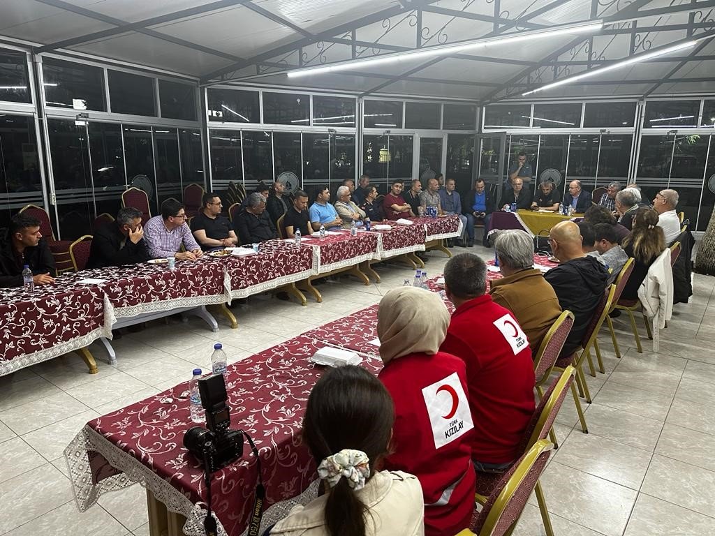 AFAD Başkanı Yunus Sezer, Akhisar’da incelemelerde bulundu