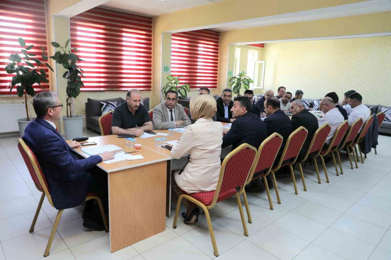 Ağrı’da "İlçe Milli Eğitim Müdürleri" toplantısı yapıldı