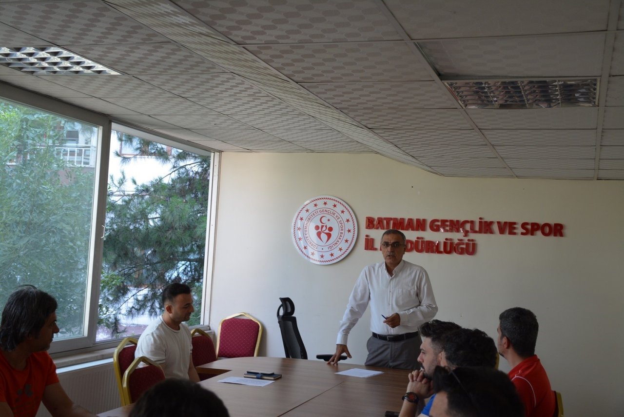 Mehmet Şafi Özperk: "İl spor merkezlerimiz çocuk ve gençlerimizle cıvıl cıvıl olmalı”