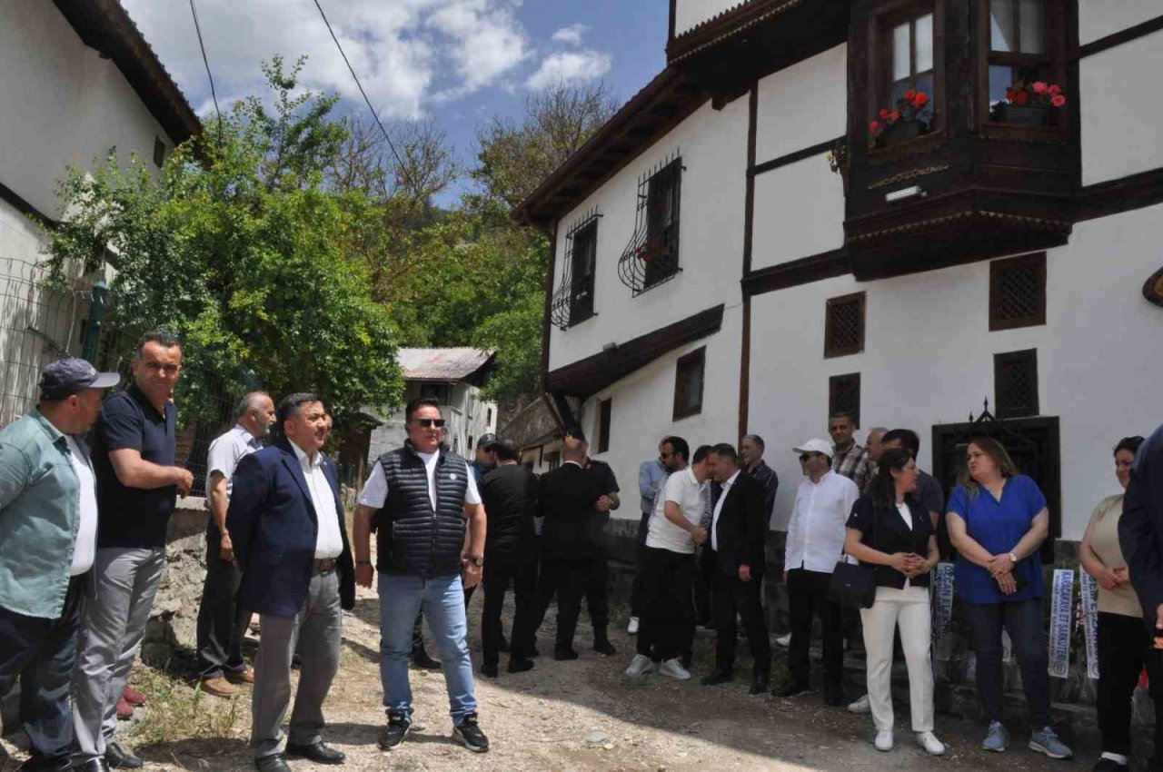 Çiftler bu tarihi konakta mutluluğa "evet" diyecek