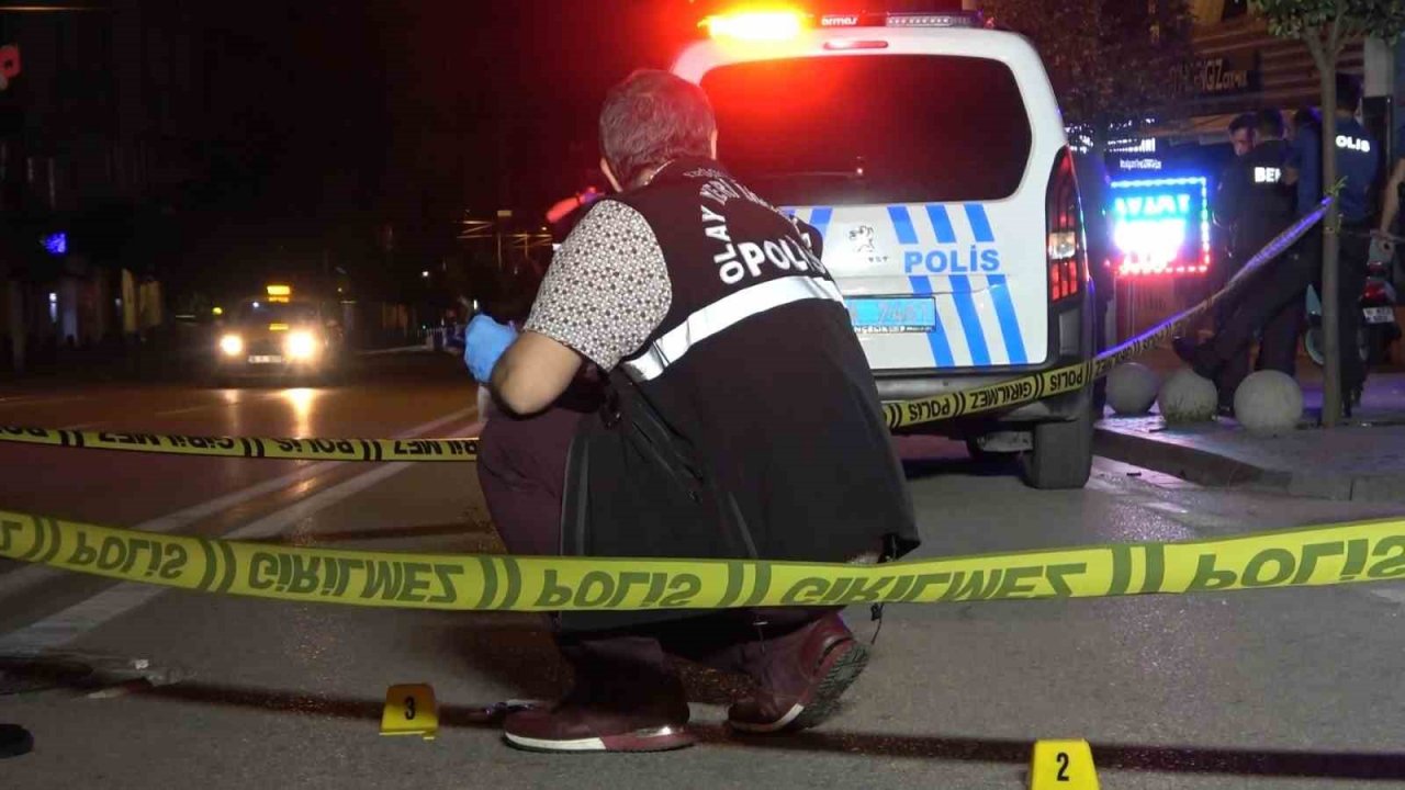 Sokakta yürürken silahlı saldırıya uğradı