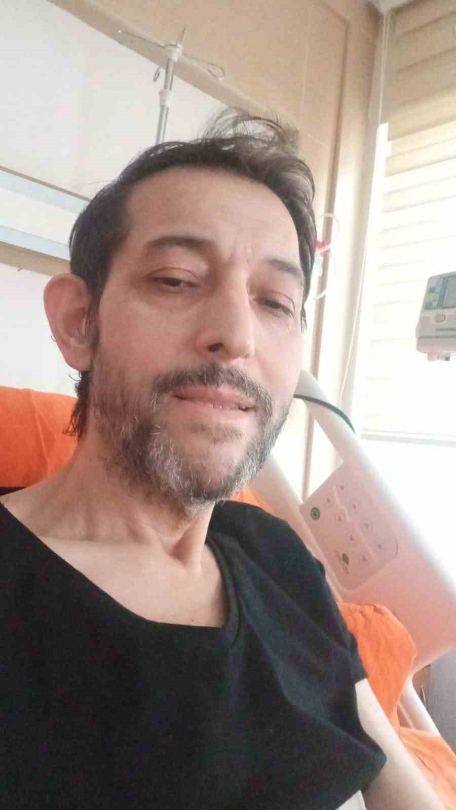 Gelinin vefası: Karaciğer nakli olan dayısını gelinliğiyle hastanede ziyaret etti