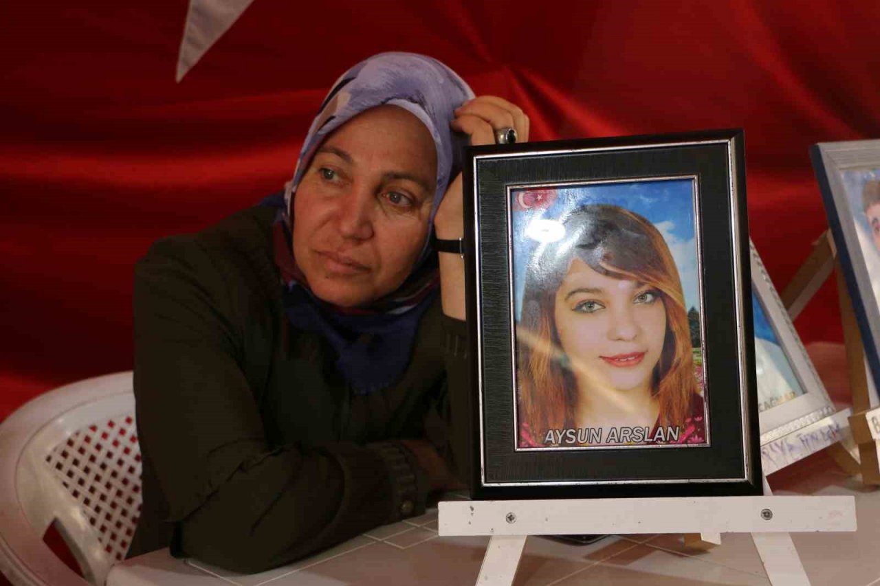 Diyarbakır annelerinin evlat hasreti devam ediyor
