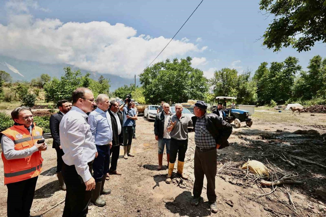 Denizli’de selin yaraları sarılıyor