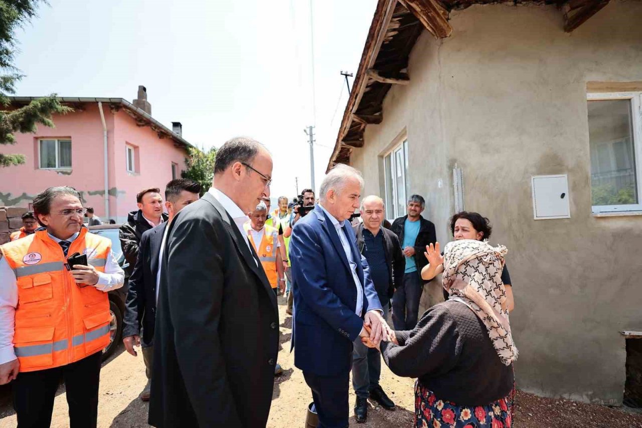 Denizli’de selin yaraları sarılıyor