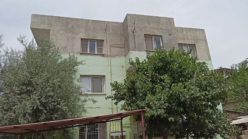 Deprem bölgesinde Karadeniz fıkralarını aratmayan olay