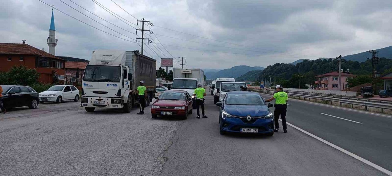 Düzce’de trafik uygulamaları artırıldı