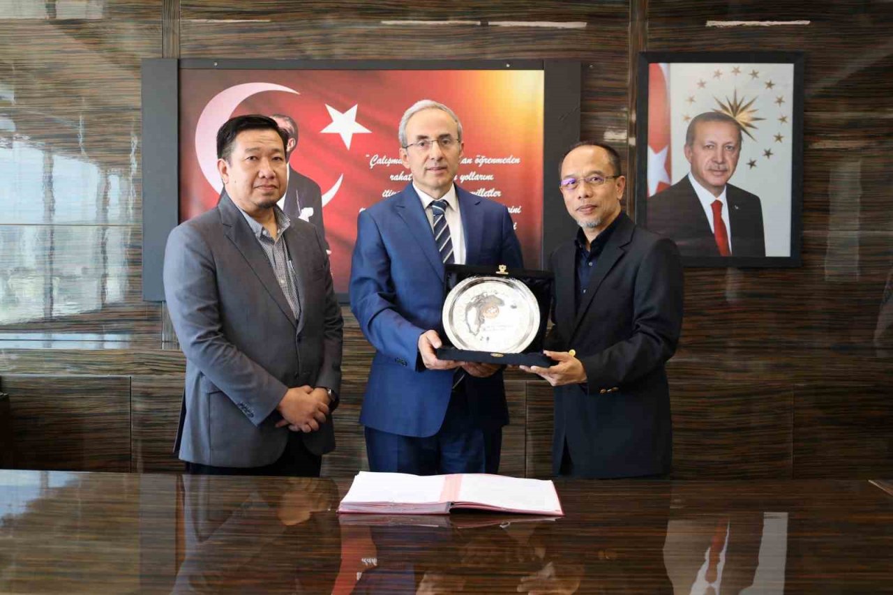 GİBTÜ ile Malezya İslami İlimler Üniversitesi arasında akademik iş birliği