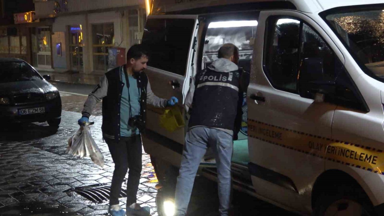 Gümüşhane’de kanalizasyon kazısında insan kafatası bulundu