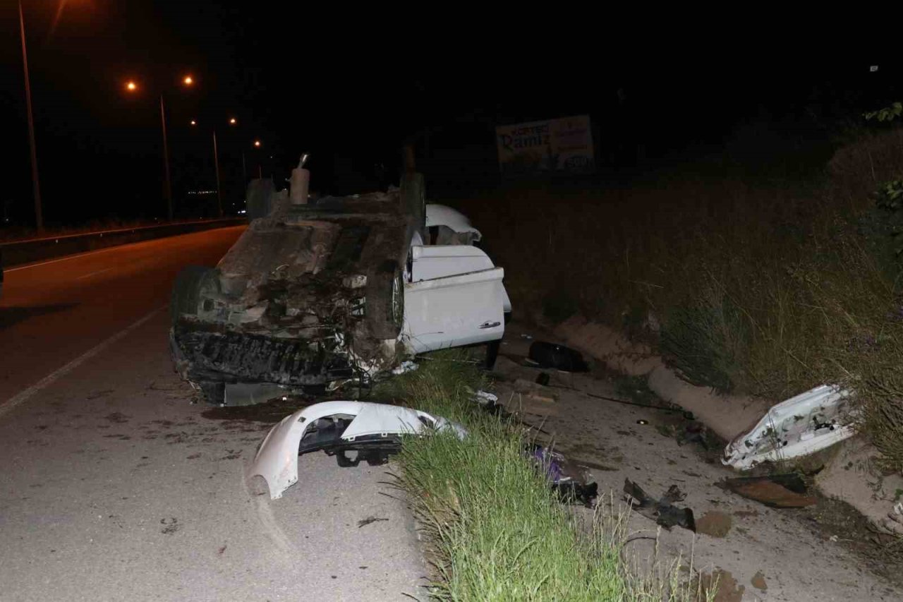 Havza’da kontrolden çıkan araç takla attı: 2 yaralı