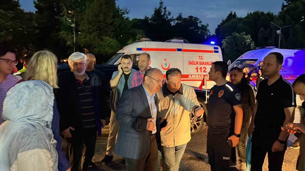 Su basan Akhisar Devlet Hastanesinden tahliye edilen hasta sayısı 62’ye yükseldi