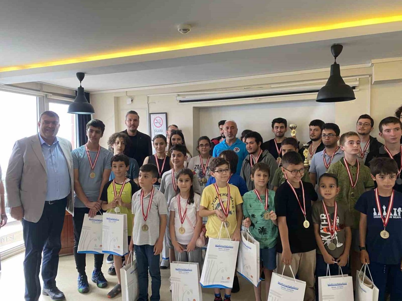 Seferihisar’da yaza satrançla merhaba