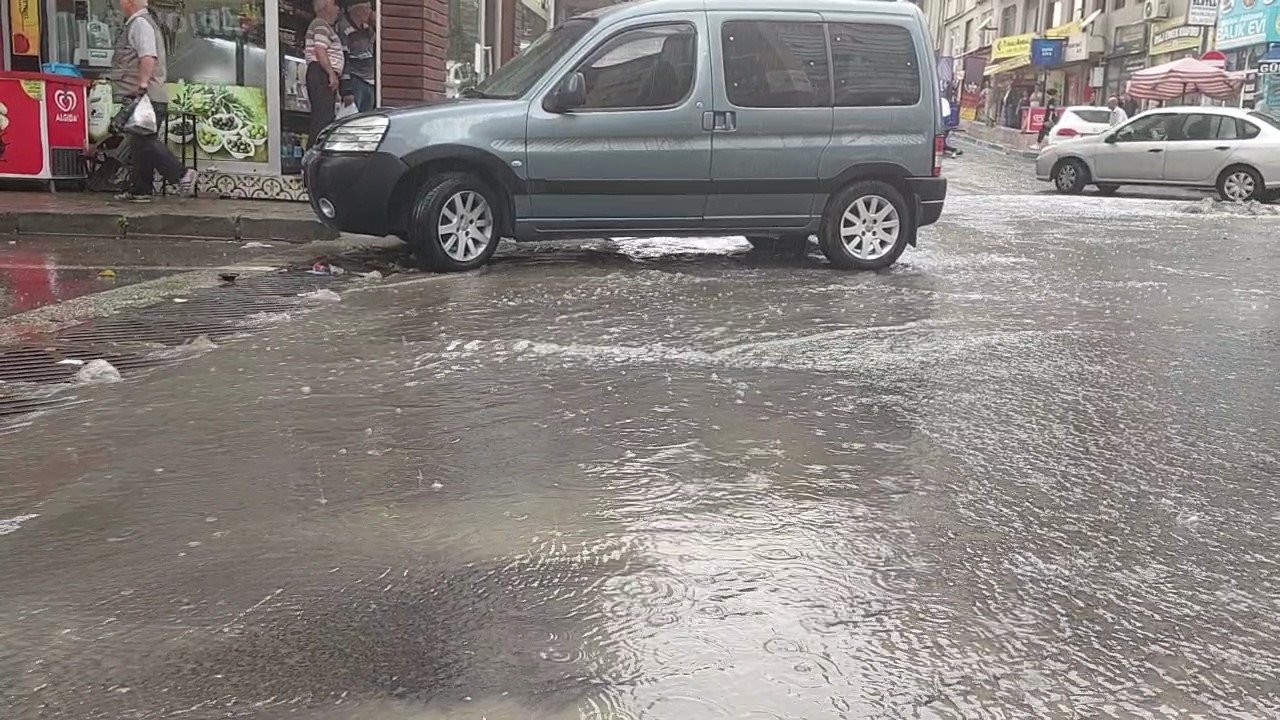 Tekirdağ’da gökyüzünden su boşaldı