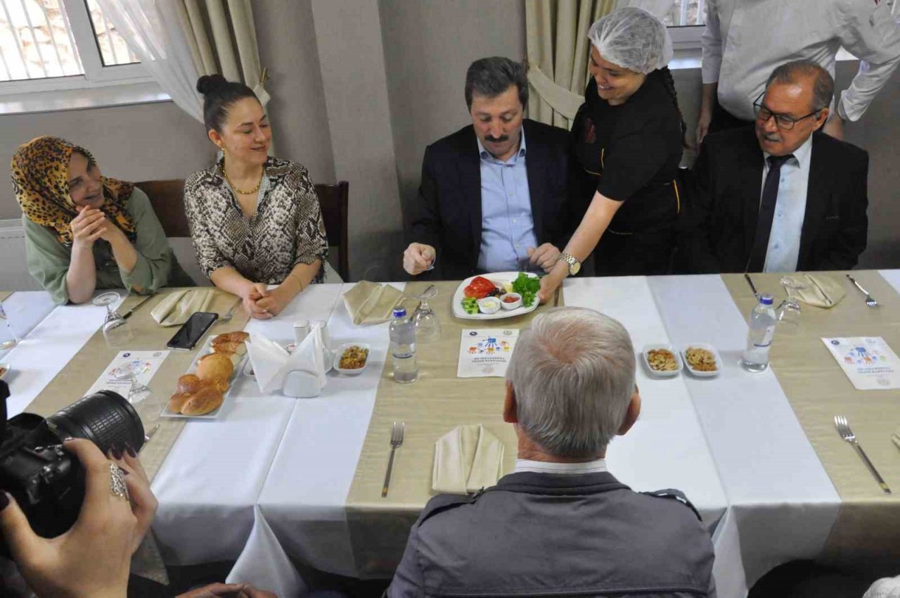 Engelli bireylerin yılsonu etkinliği düzenlendi