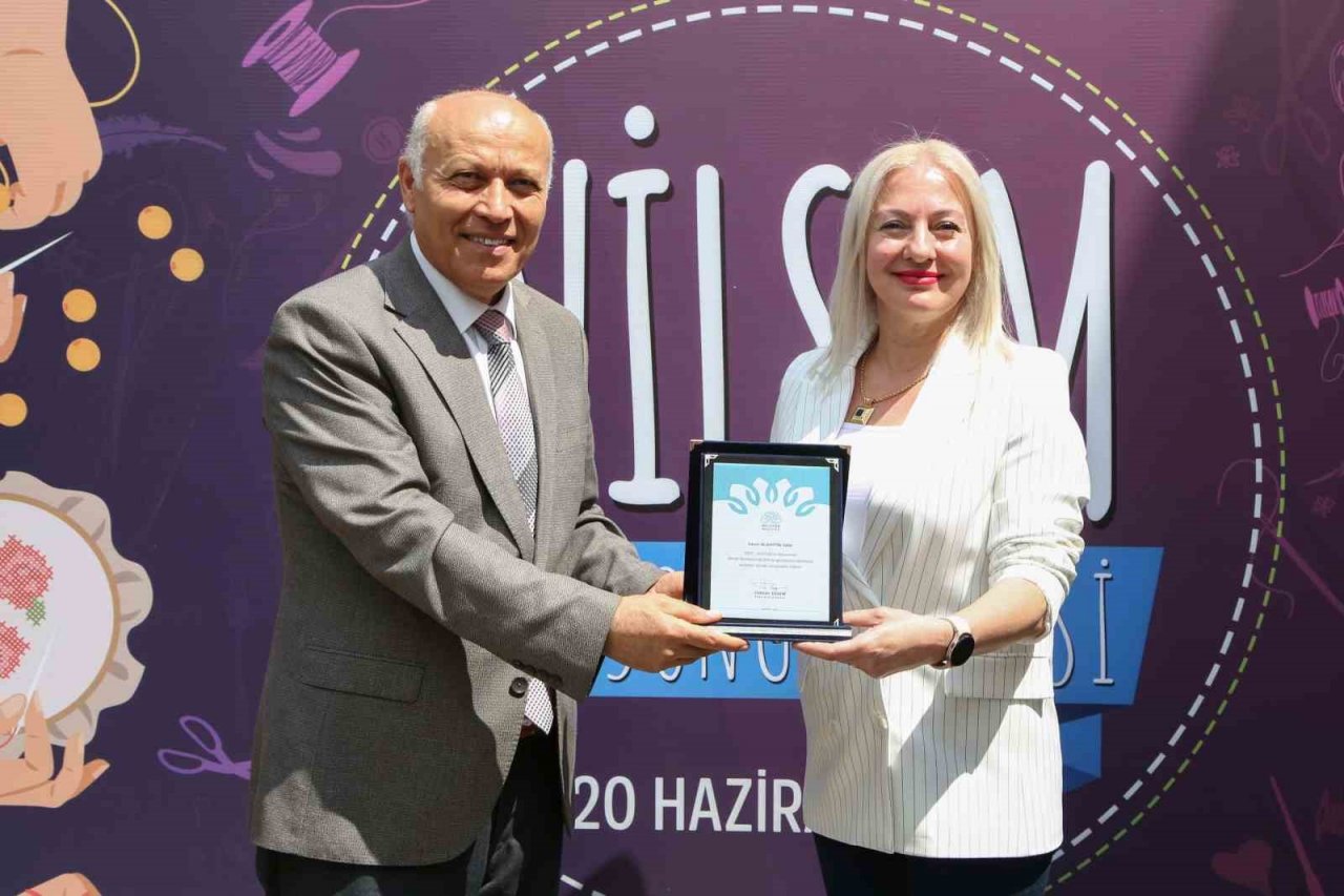 NİLSEM kursiyerlerinin eserleri göz kamaştırdı
