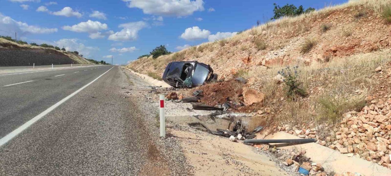 Kontrolden çıkan otomobil takla attı: 1 yaralı