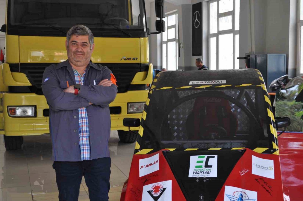 Geliştirdikleri elektrikli otomobil ile TEKNOFEST’te birincilik hedefliyorlar