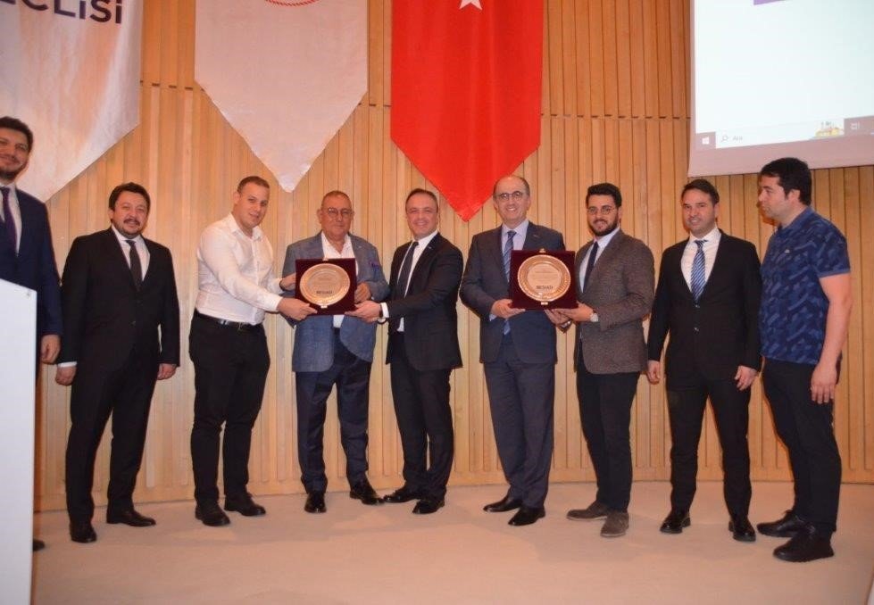 Bağlantı Elemanları Sanayici ve İş İnsanları Derneğinde Topuk dönemi