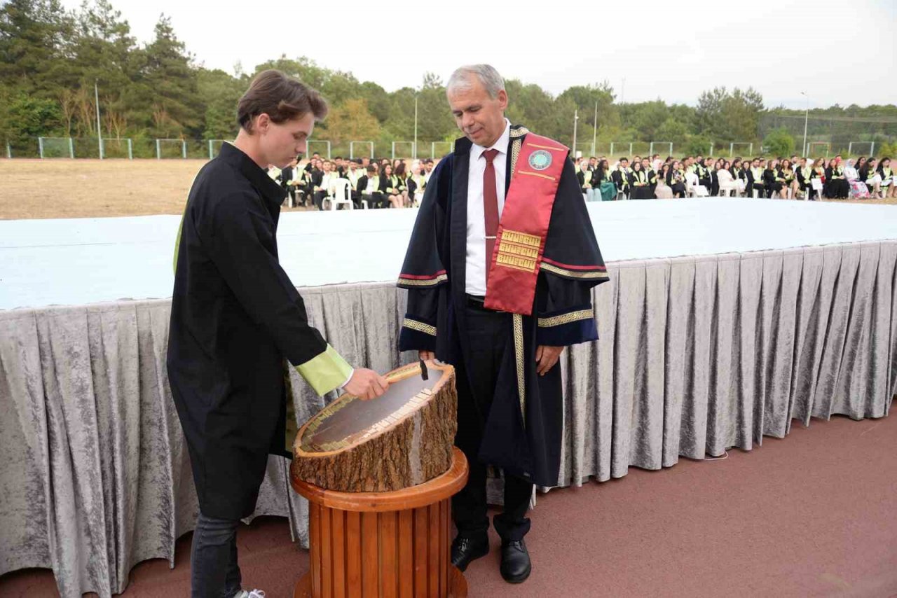 Ziraat Fakültesi’nde kepler mezuniyet için fırlatıldı