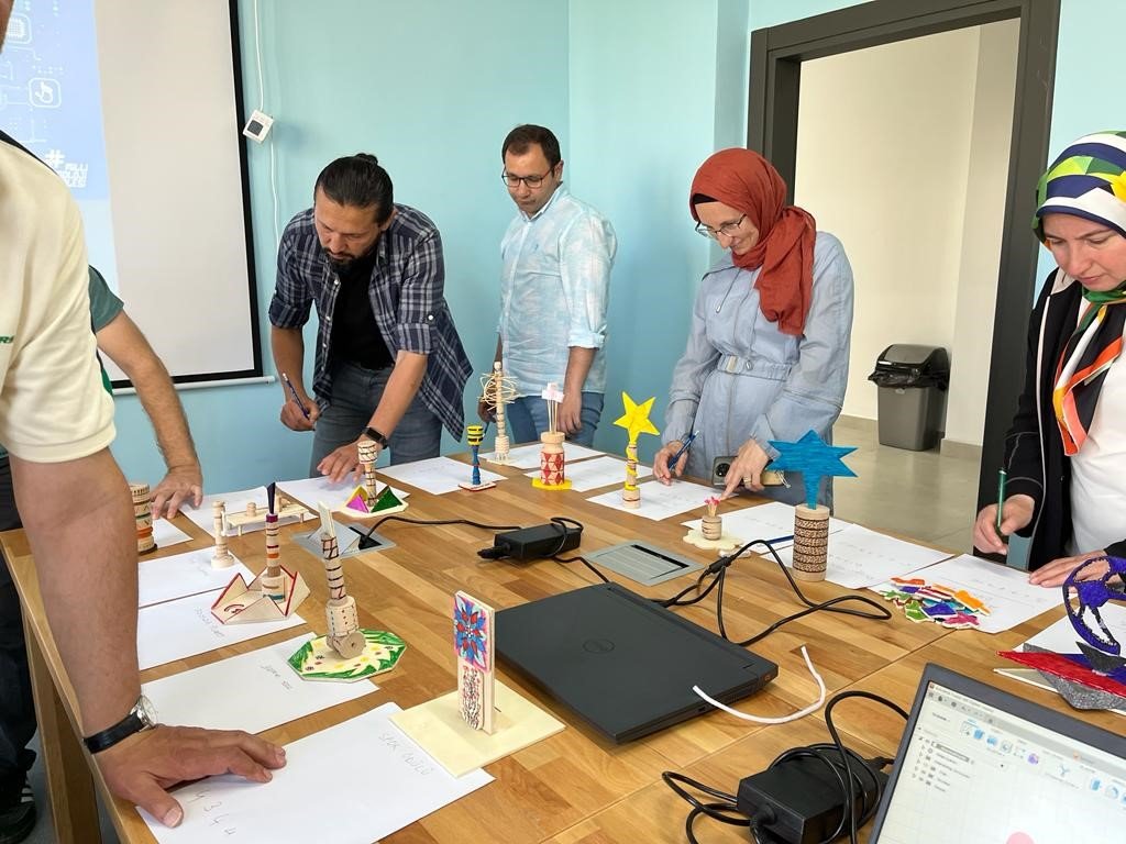 Canik Keşif Kampüsü’nde öğretmenlere eğitim