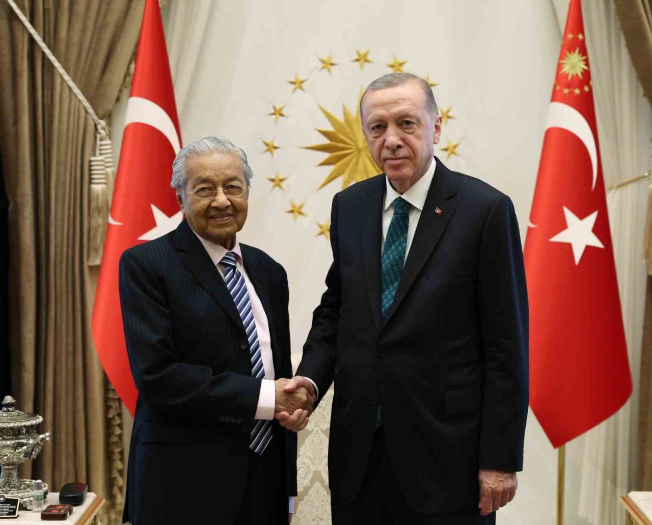 Cumhurbaşkanı Erdoğan, Malezya eski Başbakanı Muhammed’i kabul etti