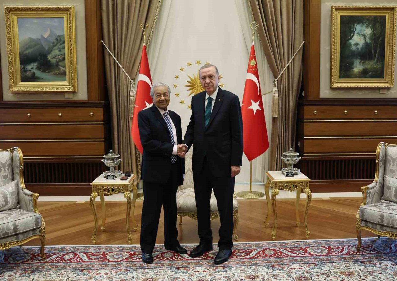 Cumhurbaşkanı Erdoğan, Malezya eski Başbakanı Muhammed’i kabul etti