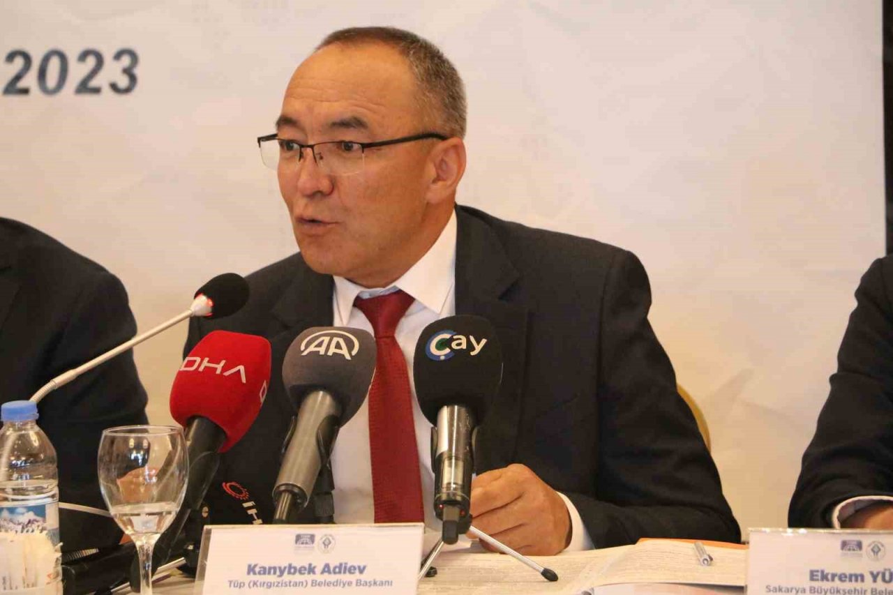 Türkiye ve Kırgızistan Cumhurbaşkanlarının memleketleri kardeş şehir oldu