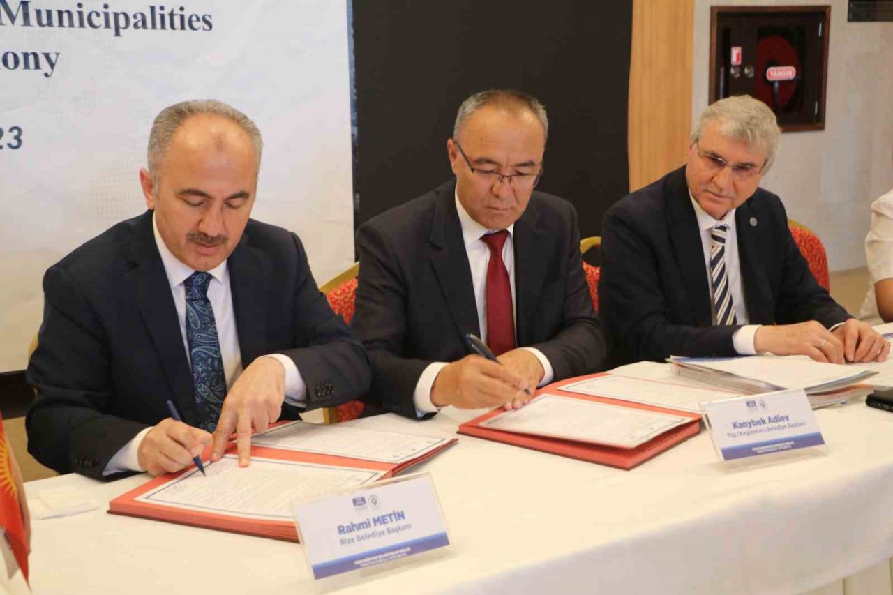Türkiye ve Kırgızistan Cumhurbaşkanlarının memleketleri kardeş şehir oldu