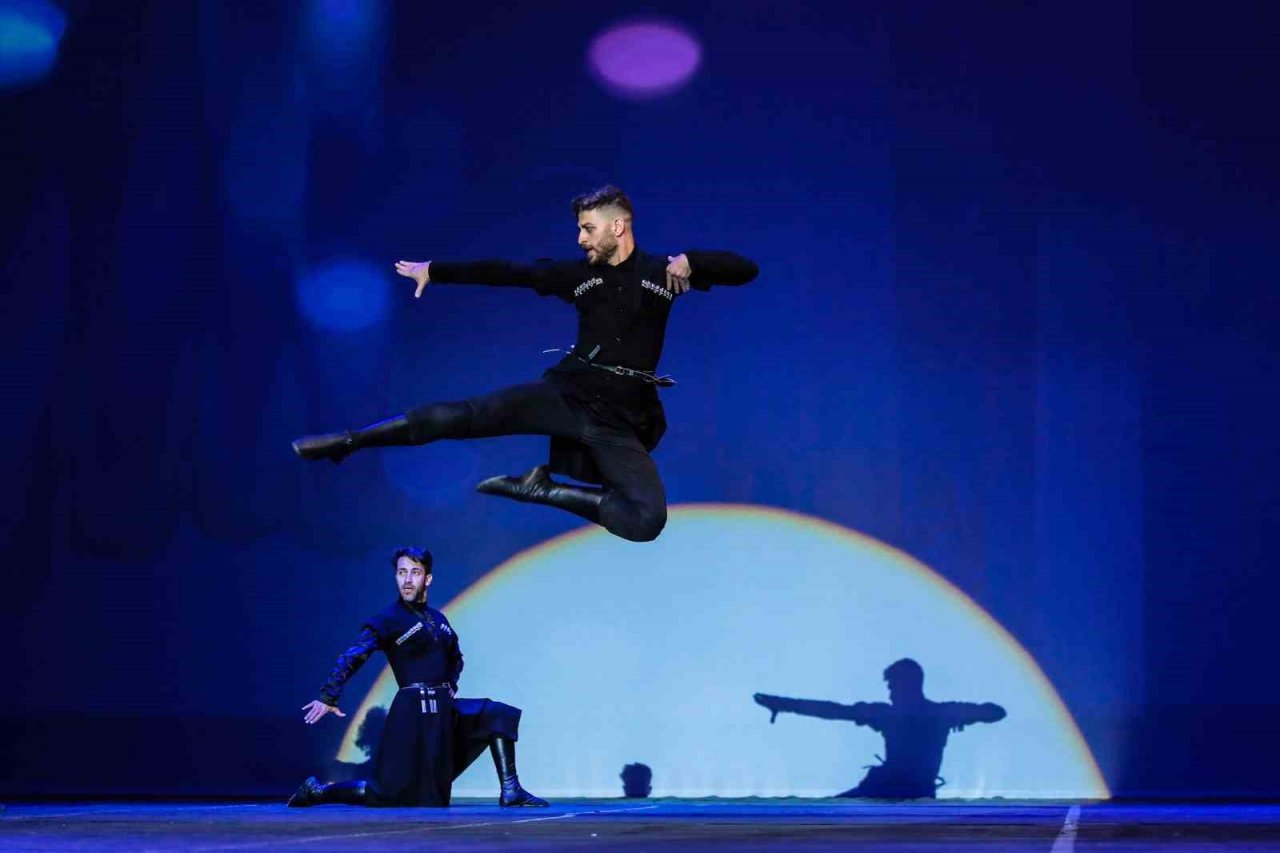 Büyükşehir Halk Oyunları Topluluğu için ’Hasat’ vakti