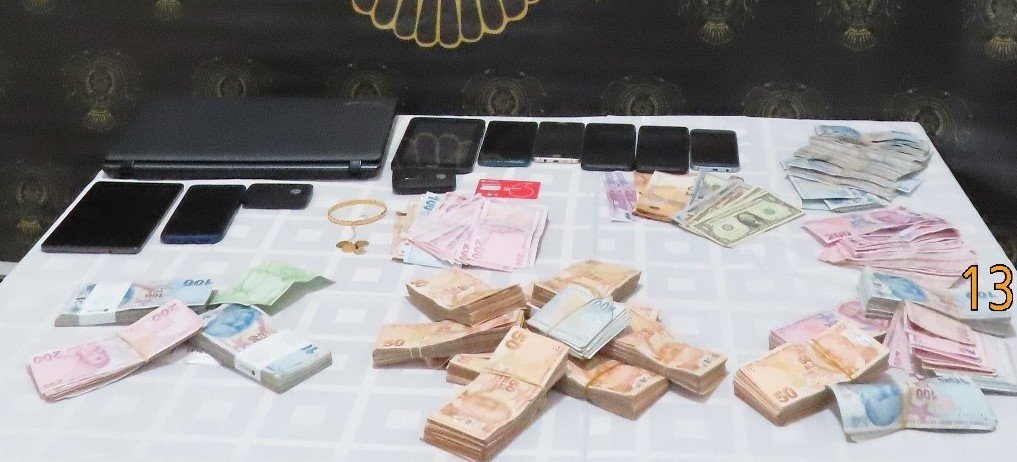 FETÖ’nün kilit isimleri hücre evinde yakalandı