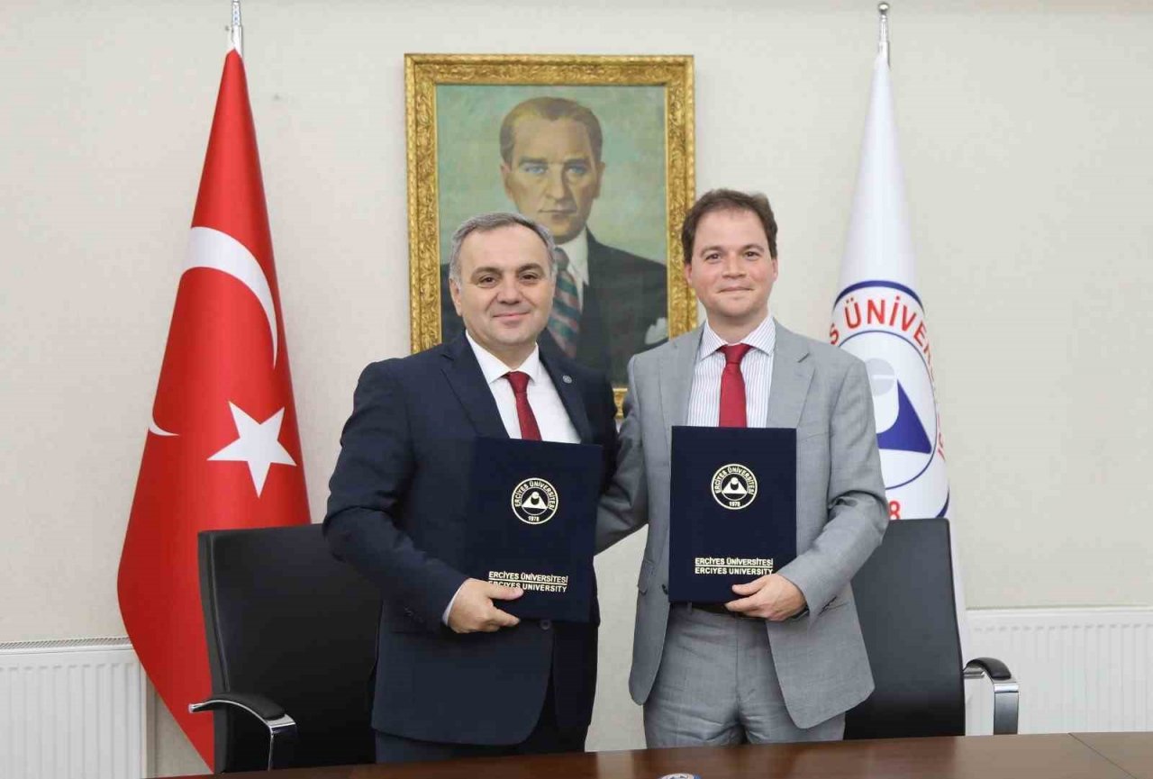 ERÜ ile Coursera Online Eğitim Platformu arasında iş birliği protokolü imzalandı