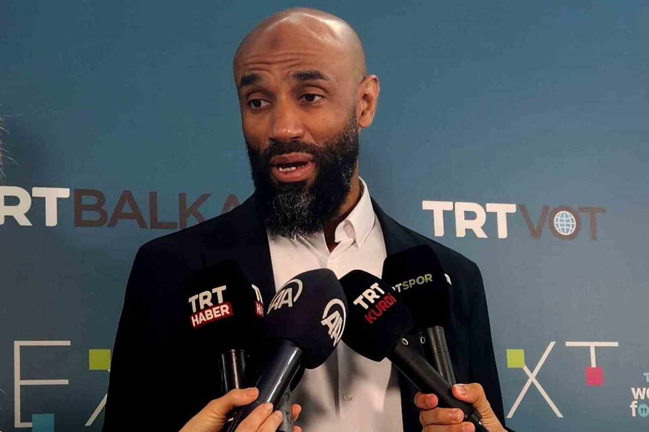 Frederic Kanoute: “Türkiye’de en çok futbola olan tutkudan etkilendim”