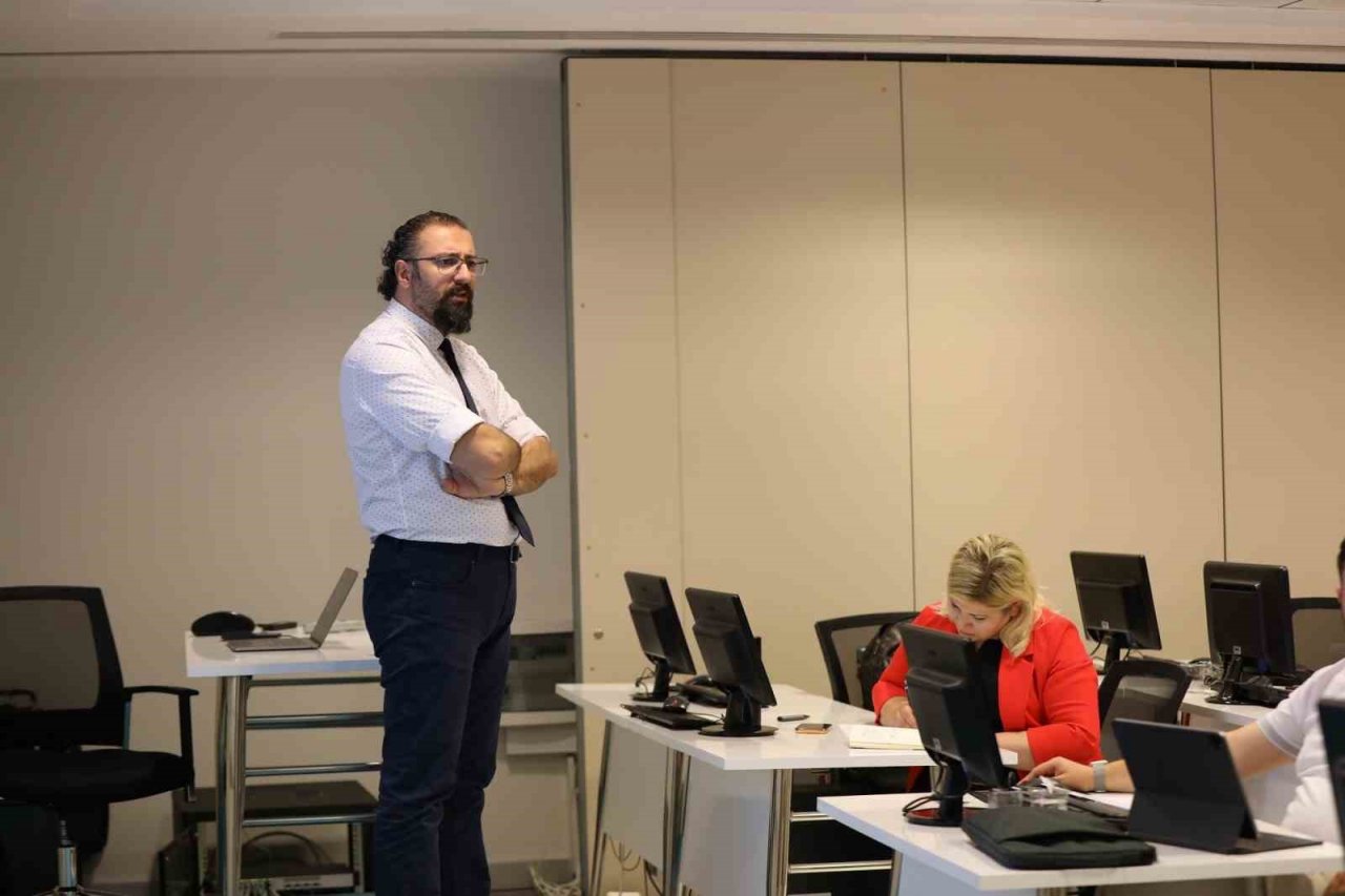 GAİB Dış Ticaret İstihbarat eğitimlerini tamamladı