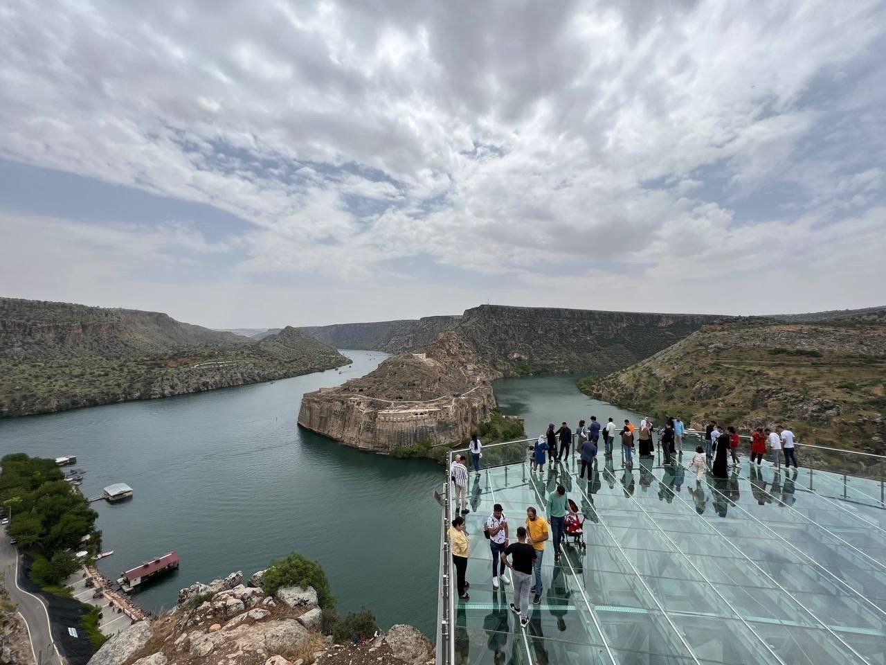Fırat’ın incisi Rumkale’de yaz sezonu açıldı