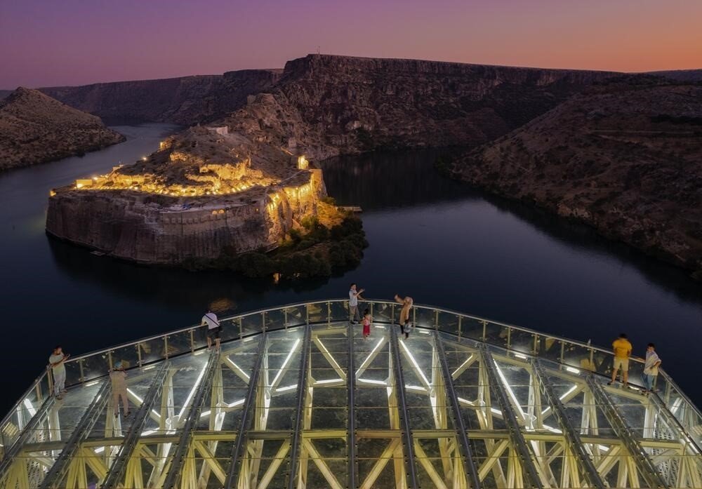 Fırat’ın incisi Rumkale’de yaz sezonu açıldı