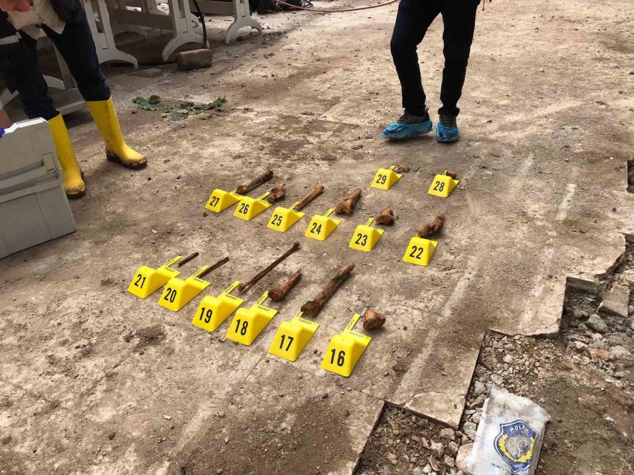 Gümüşhane’de kanalizasyon kazısında kafatası bulunan alanda çalışmalar genişletildi