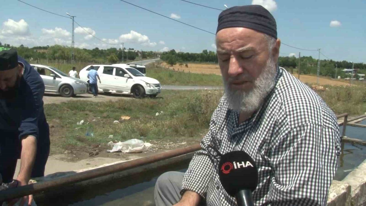 İstanbul’da uzun süren bakım çalışması nedeniyle suları akmayan vatandaşlar çeşmelere akın etti