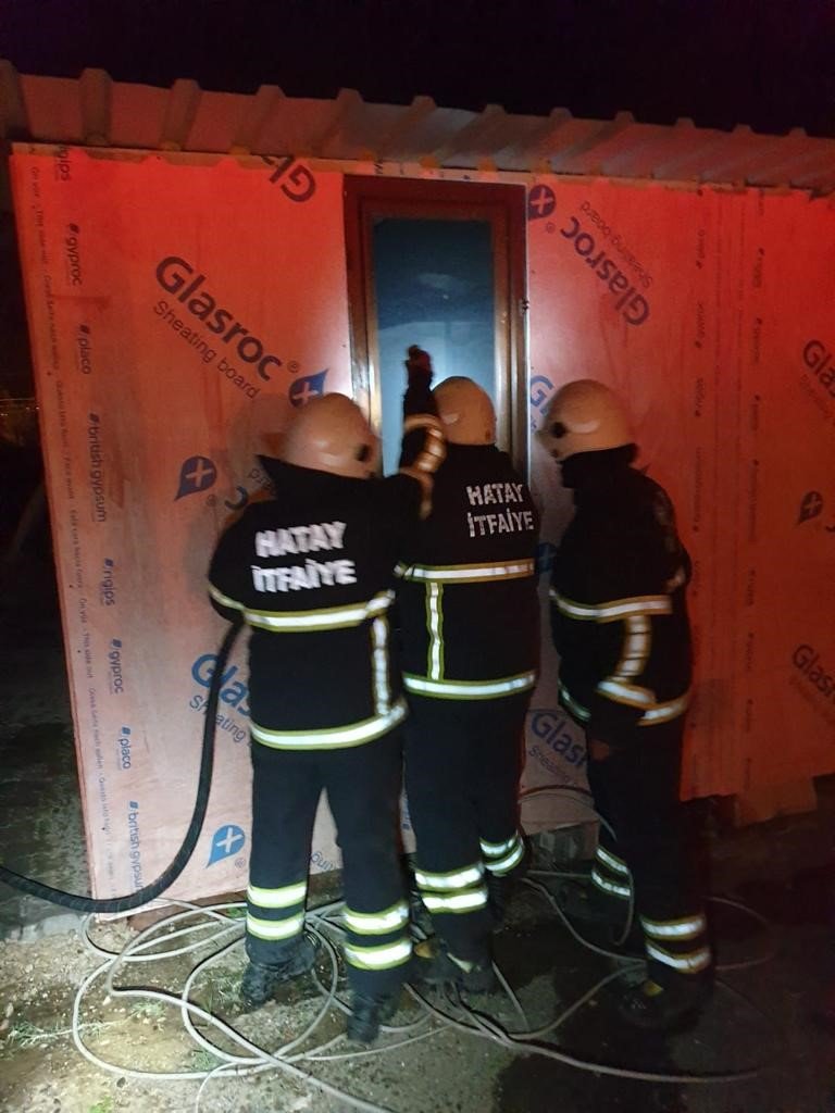 Arsuz’da konteyner yangını