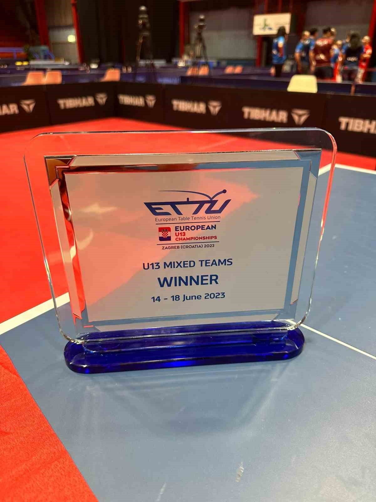 Başkan Çolakbayrakdar; “Alt yapıdan yetiştirdiğimiz kahraman, dünyanın tanıdığı bir sporcu oldu”