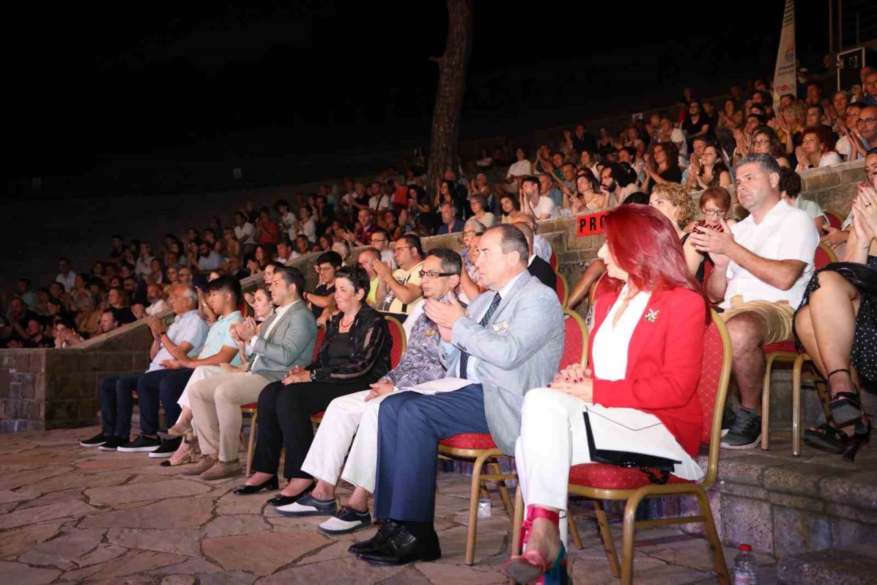 Marmaris’te müzik şöleni