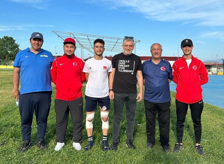 Short Track Milli Takımı enerji depoluyor