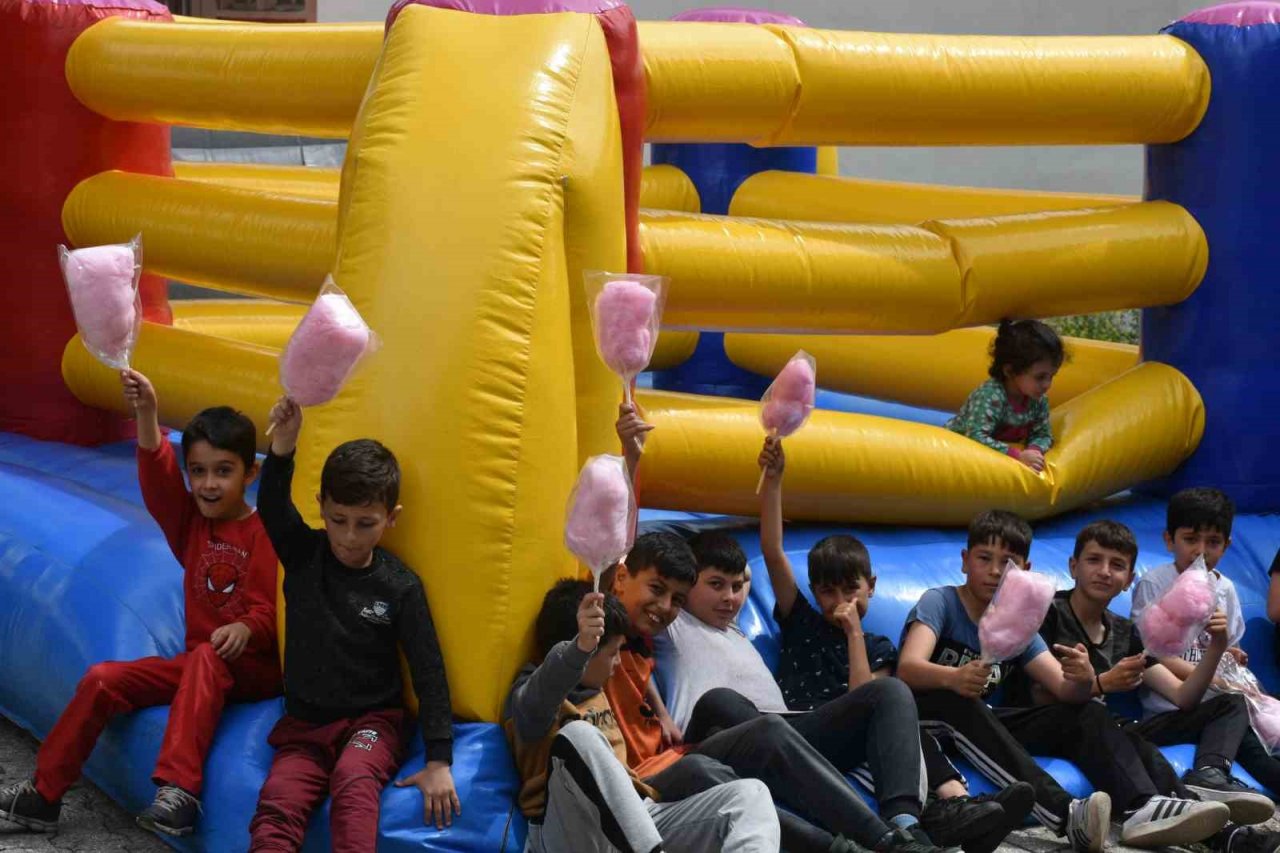 Tosya’da mahalleler şenlikle buluşuyor