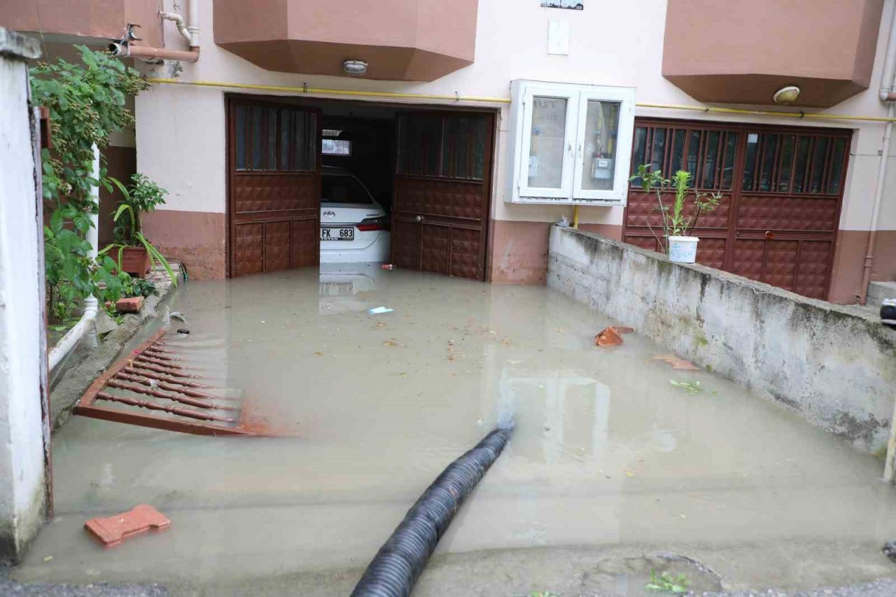Belediye başkanı ekiplerle birlikte sahaya indi