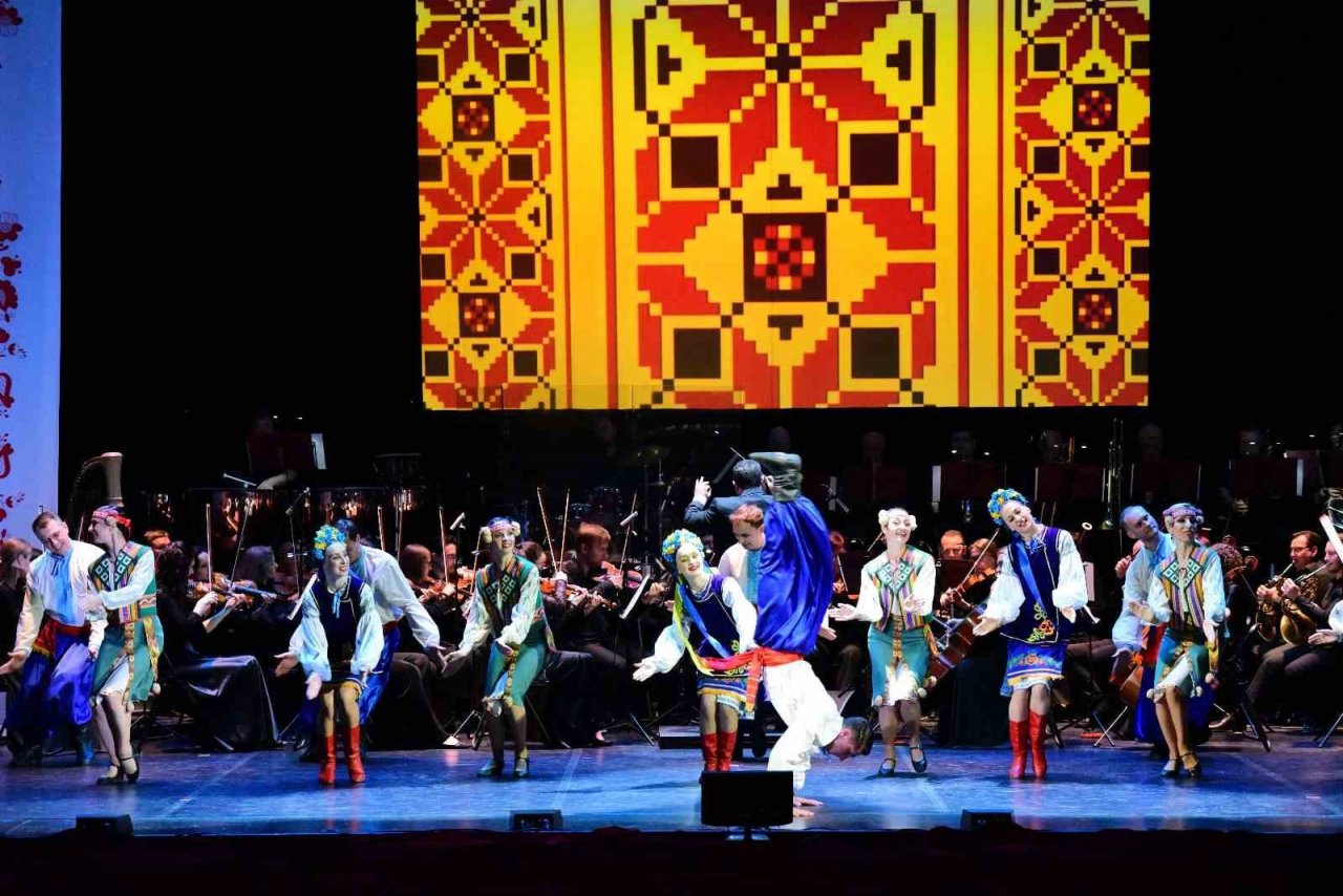 Türkiye ve Ukrayna’nın kültürel değerleri aynı sahnede buluştu