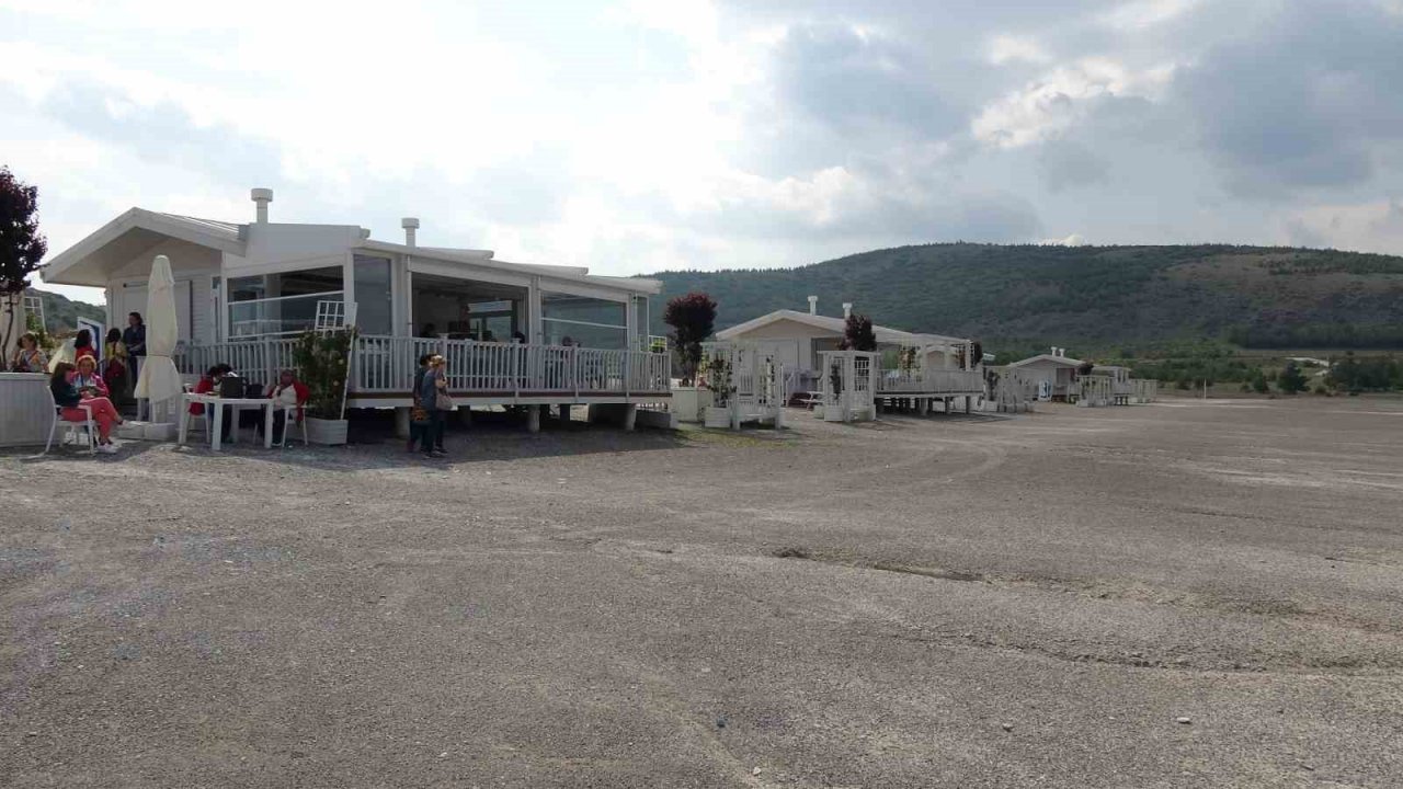 Salda Gölü’nün güvenliği karada 8X8 amfibik UTV’ler, gölde elektrikli amfibi botlar ile sağlanıyor