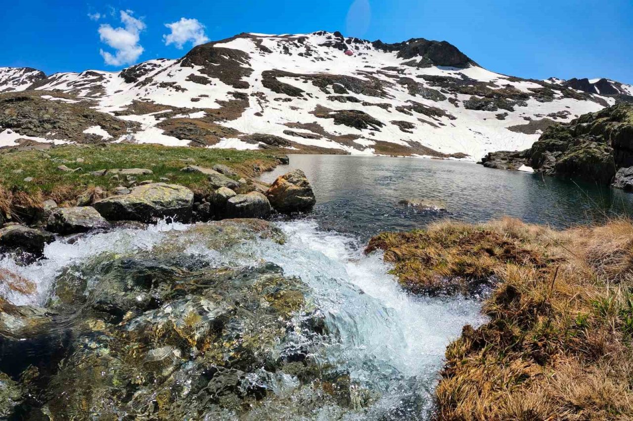 Türkiye’nin büyüleyici doğal güzelliği: Artabel Gölleri