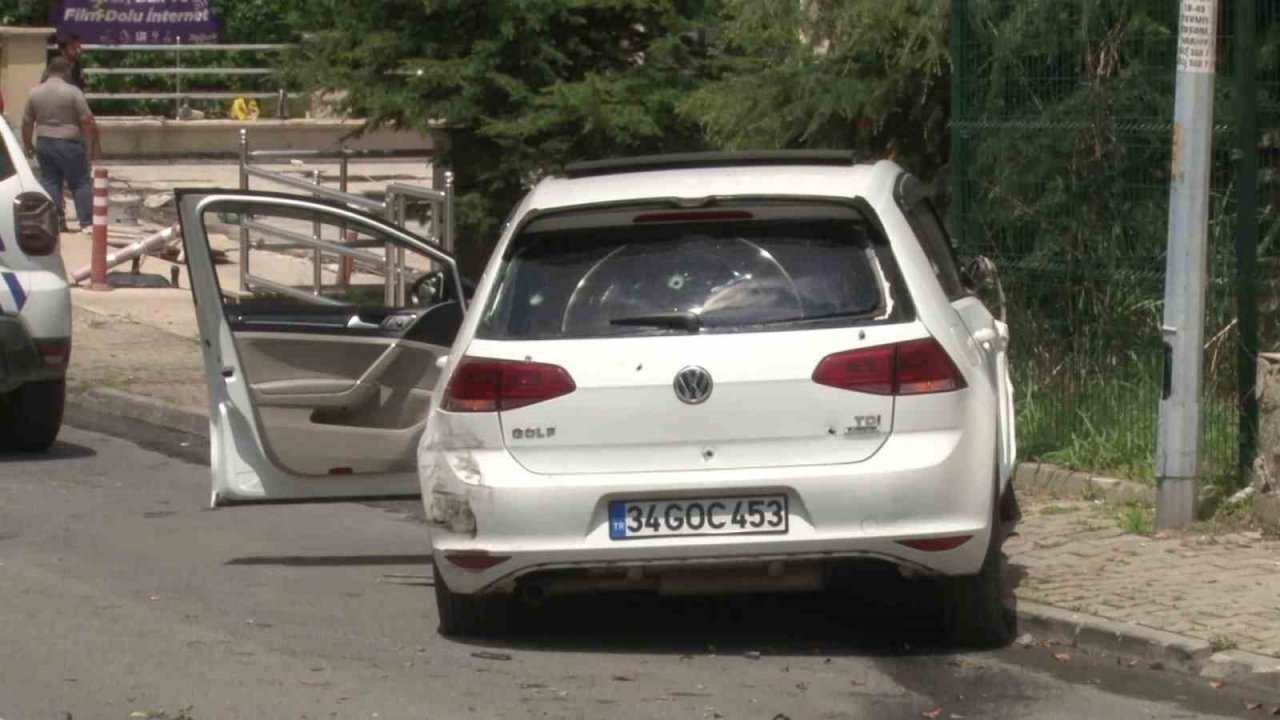Ümraniye’de otomobile silahlı saldırı: 1 yaralı