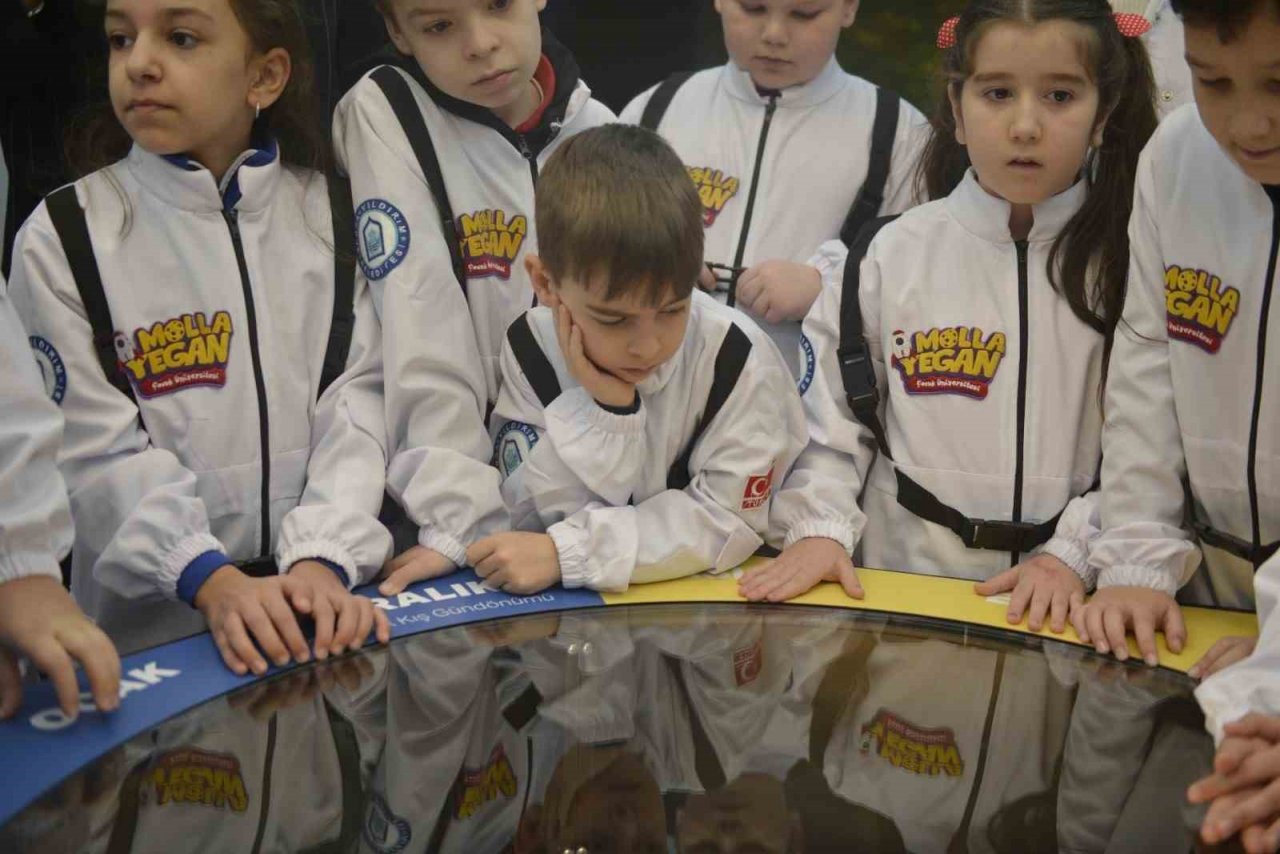 Yıldırım’da 3 bin çocuk uzayla tanıştı