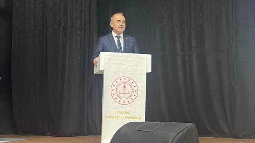 Yalova’da okul kurum müdürleri toplantısı